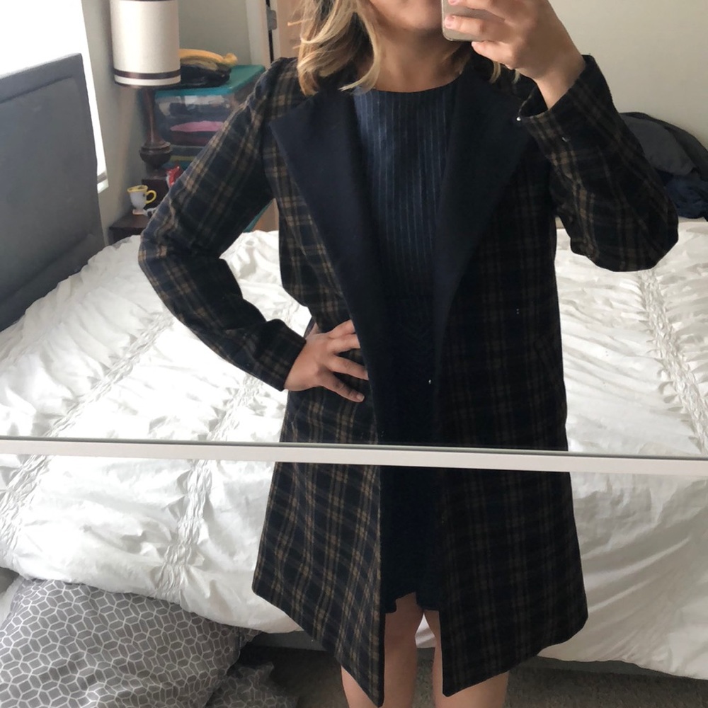 H&M black and tan coat sz 6. Excellent!